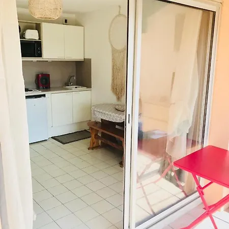 Apartment Les Capitelles Bord De Avec Grande Piscine - Vue Montagne Saint-Cyprien (Pyrenees-Orientales)